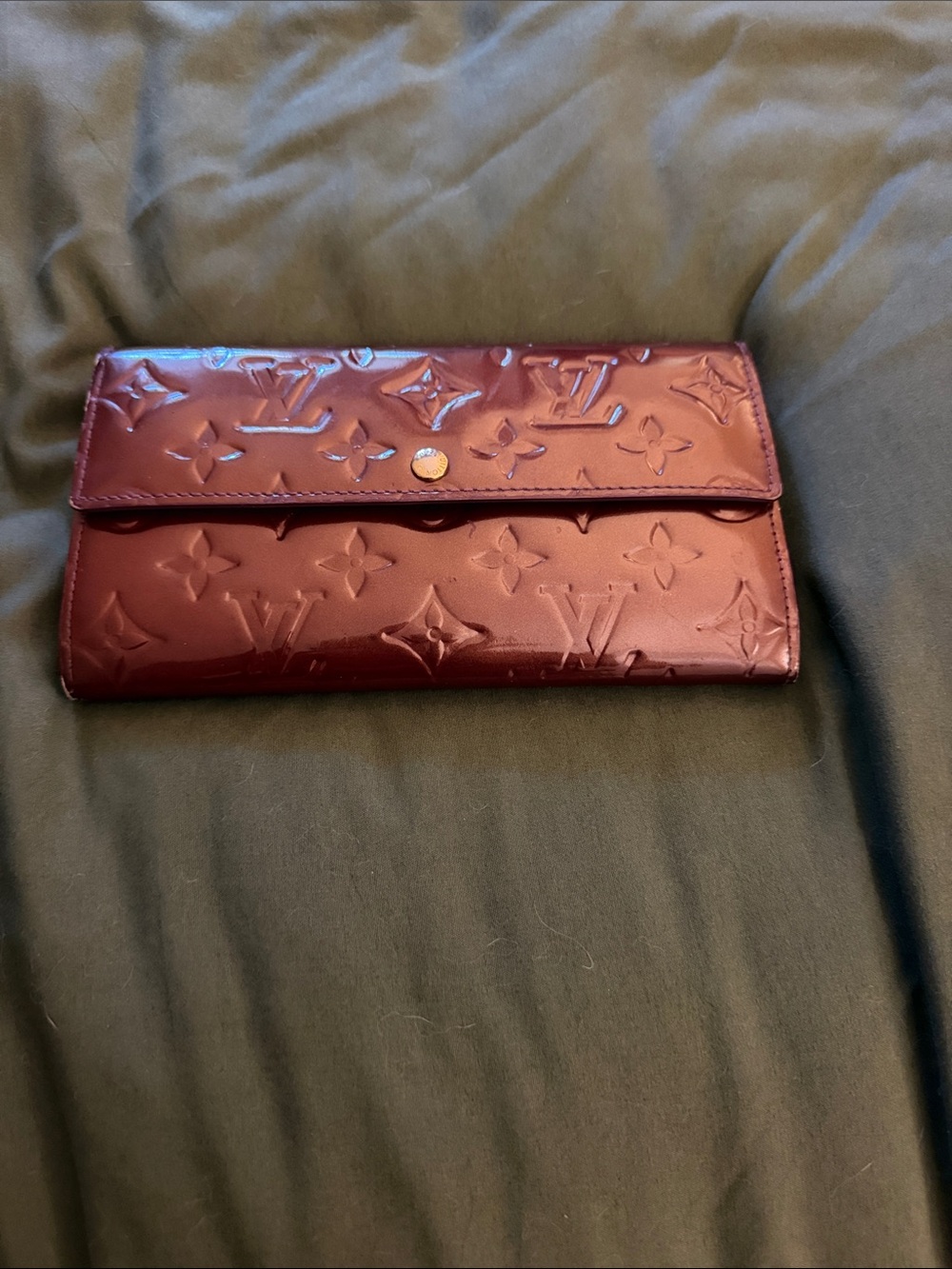 Louis Vuitton Vernis Wine Red Monogram Continental Wallet